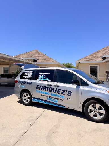 Enriquez’s Cleaning Service LLC logo